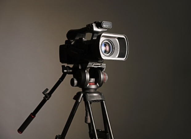 Photography & Motion Graphics